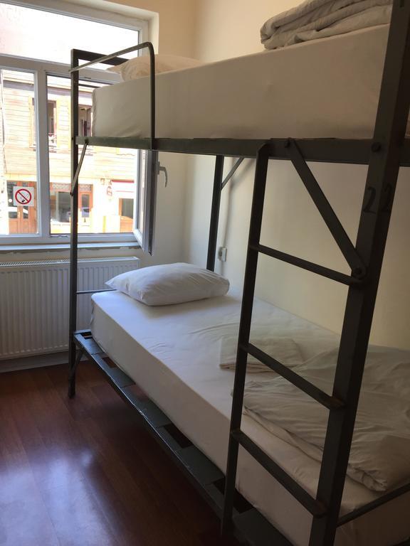Nobel Hostel Istanbul Exterior photo